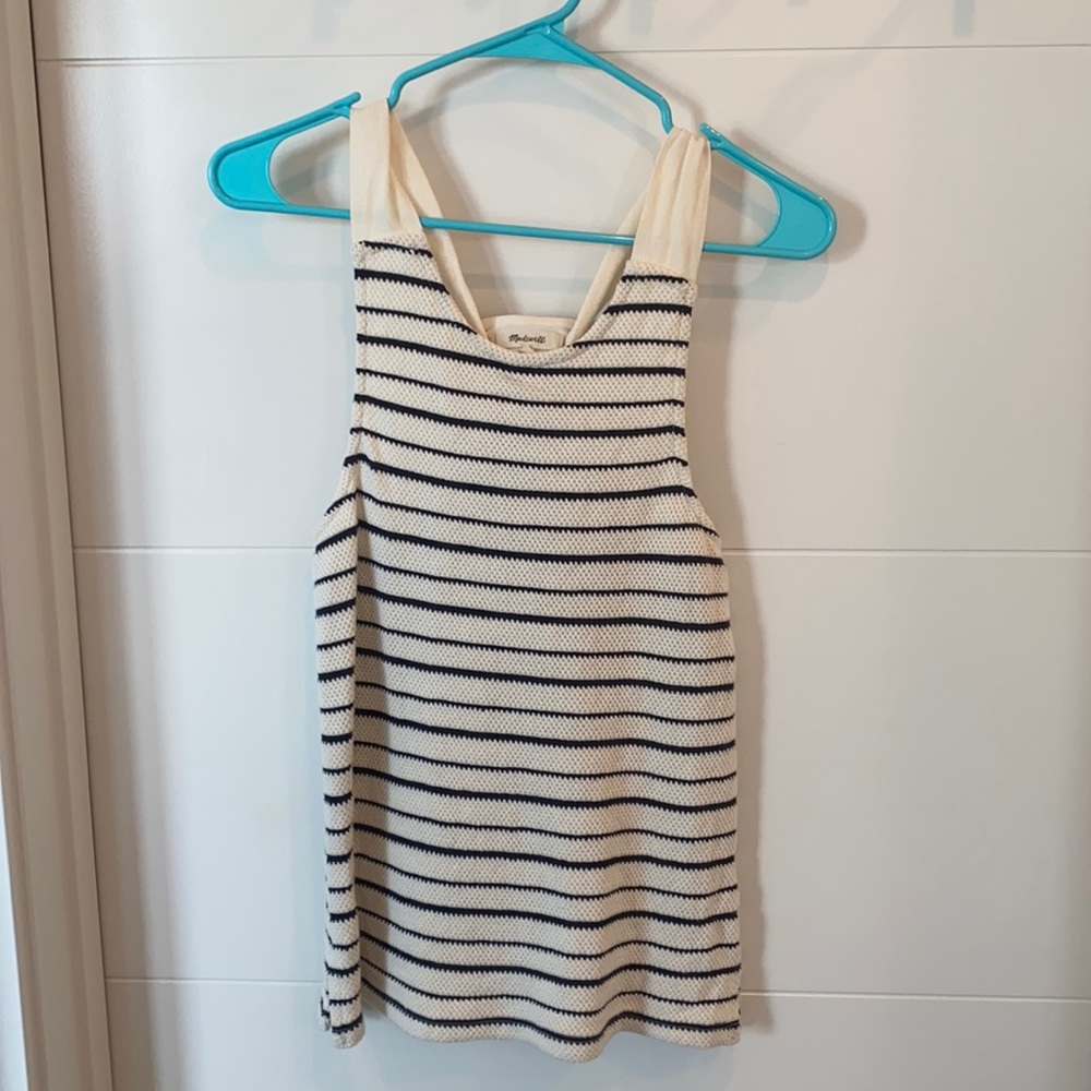 Knit tank. Navy and cream